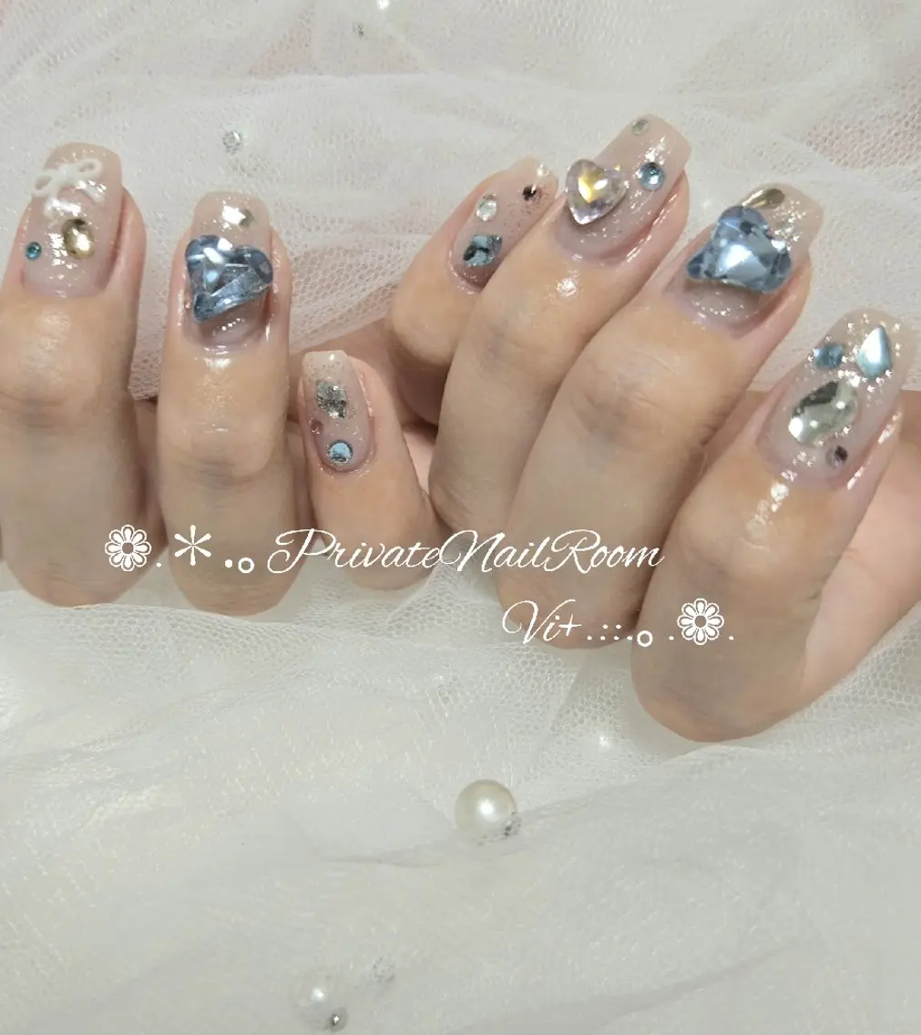 ネイル ハンドネイル Nail Room Vi+のネイルデザイン