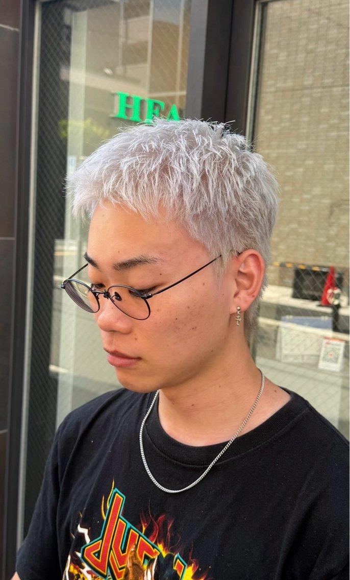 ショート カラー パーマ メンズ メンズパーマ カット ヘアカラー トリートメント 角田 凌のヘアスタイル