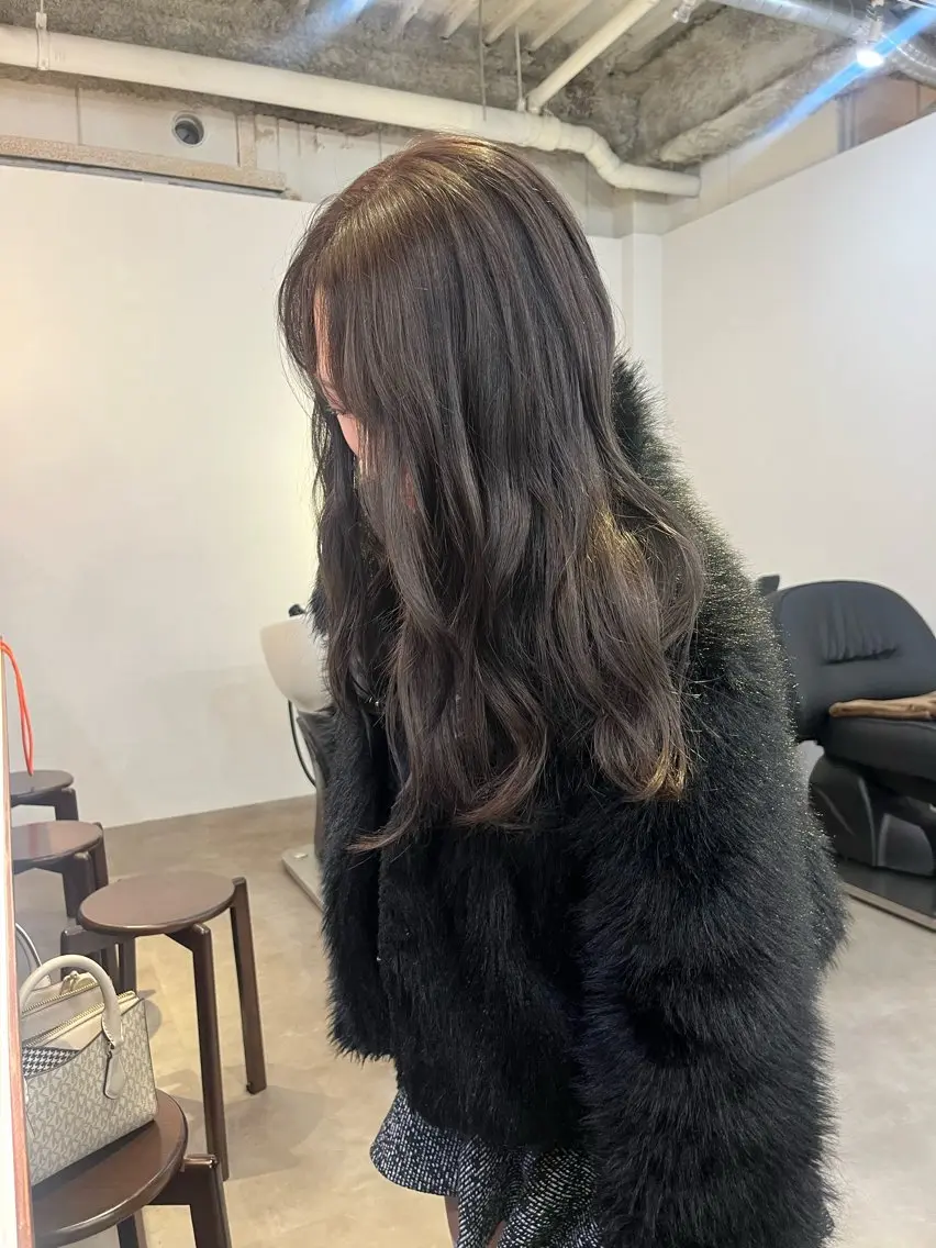 セミロング カラー Sanaダブルカラー ✨️パルコ徒歩1分のヘアスタイル