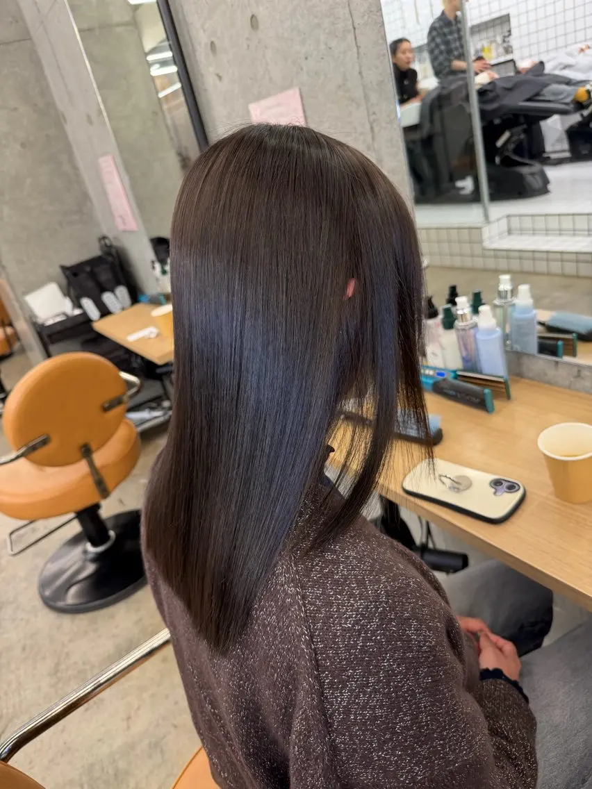 セミロング 髪質改善 レイヤーカット 縮毛矯正 トリートメント カット 縮毛矯正 トリートメント 縮毛矯正×髪質改善× 艶髪カラー 吉原和磨のヘアスタイル