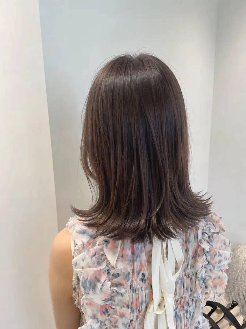 セミロング カラー ベージュカラー ブラウンカラー 透明感カラー ヘーゼル レイヤーカット カット トリートメント ヒナ/酸性ストレート /レイヤーカットのヘアスタイル