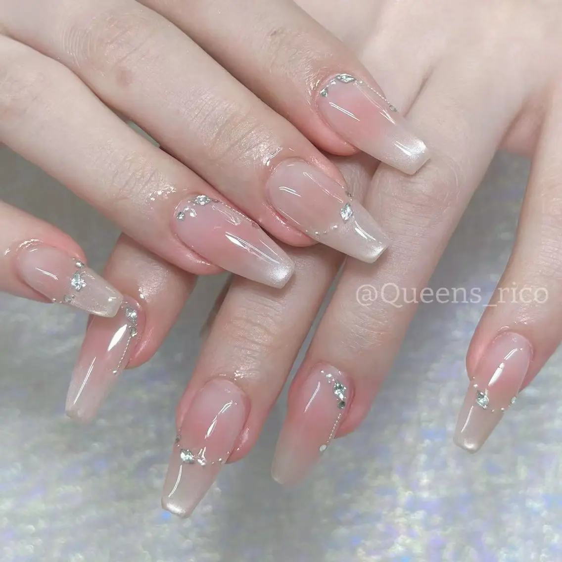 ネイル ハンドネイル Queens マオのネイルデザイン
