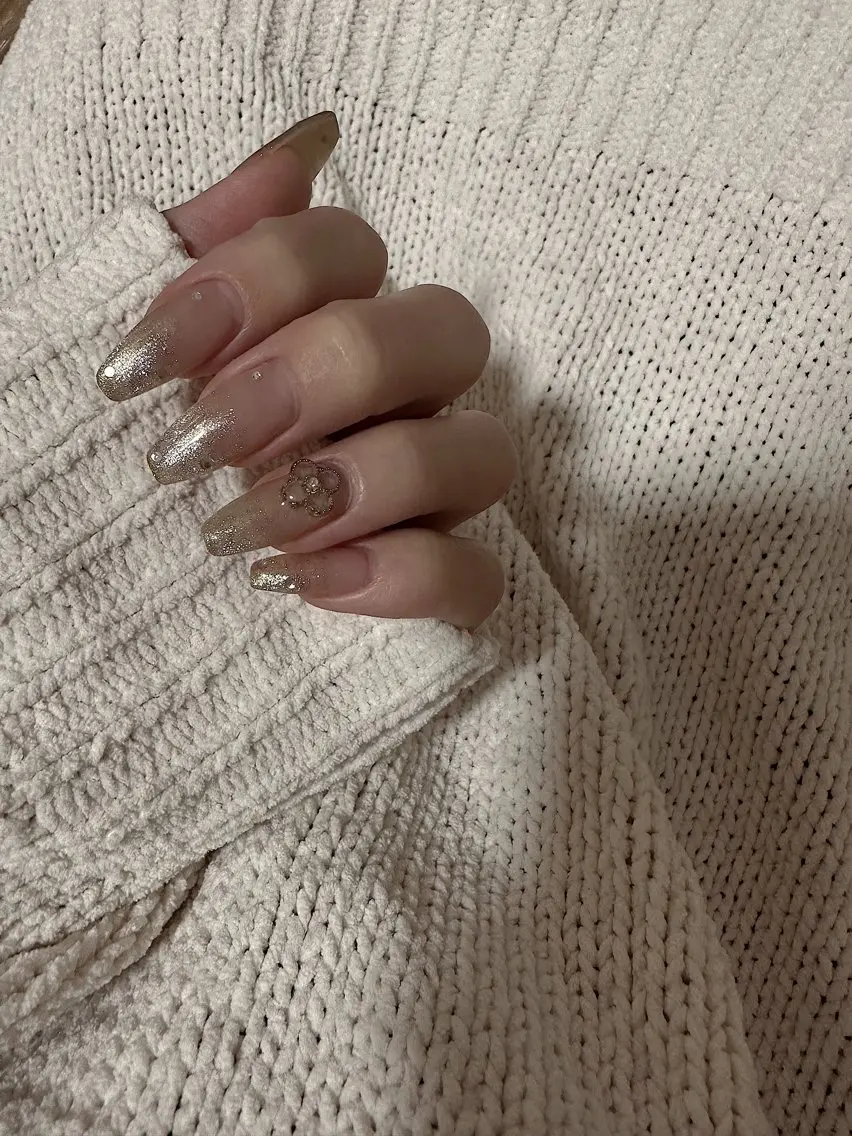 ネイル グラデーション ハート 韓国ネイル マグネットネイル ニュアンスネイル Nail Salon ECLAREのネイルデザイン