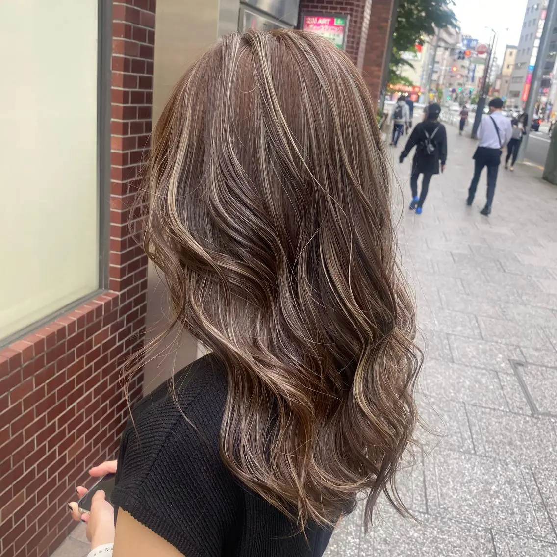 セミロング カラー ヘアカラー トリートメント 【カラー指名No 1✨】HIBIKIのヘアスタイル