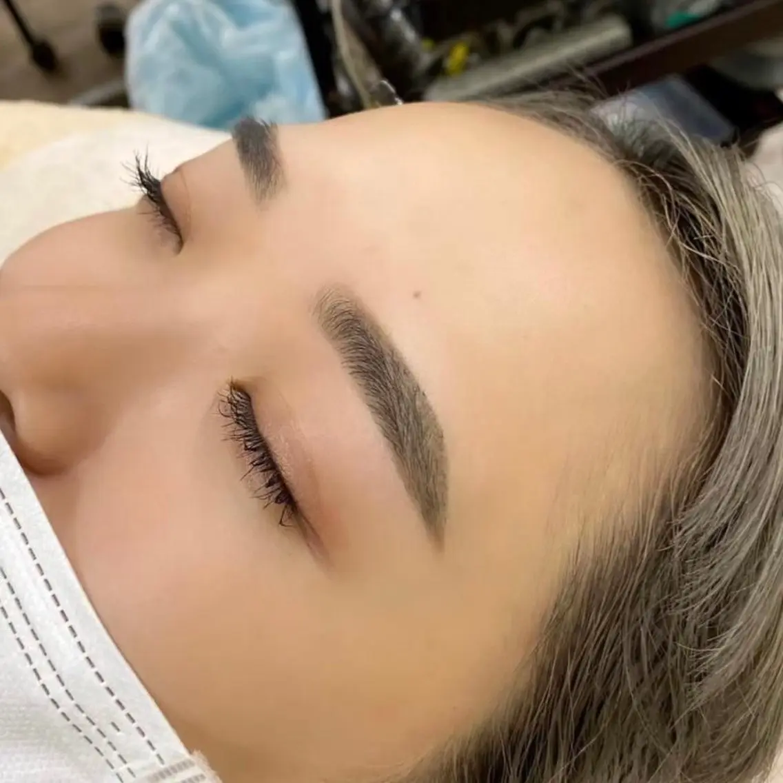 眉wax メイク付の写真