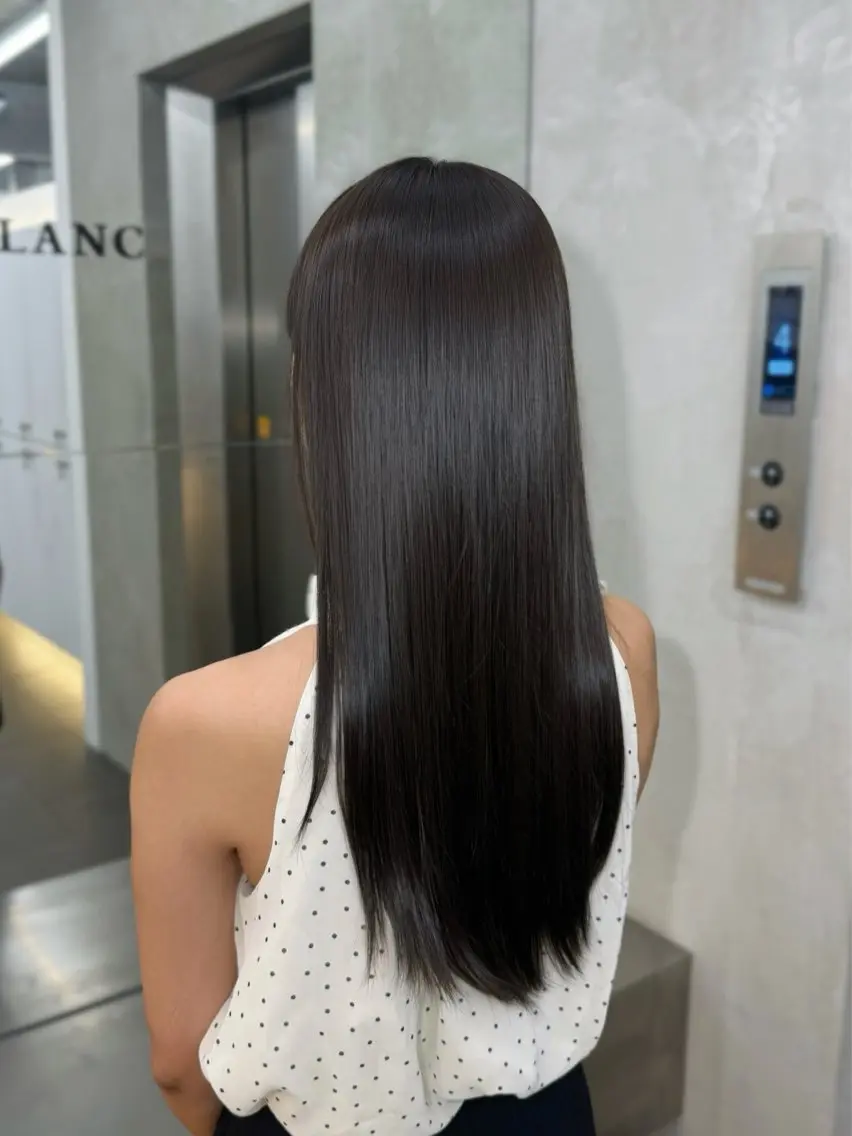 ロング ヘアカラー 豊田 みちるのヘアスタイル