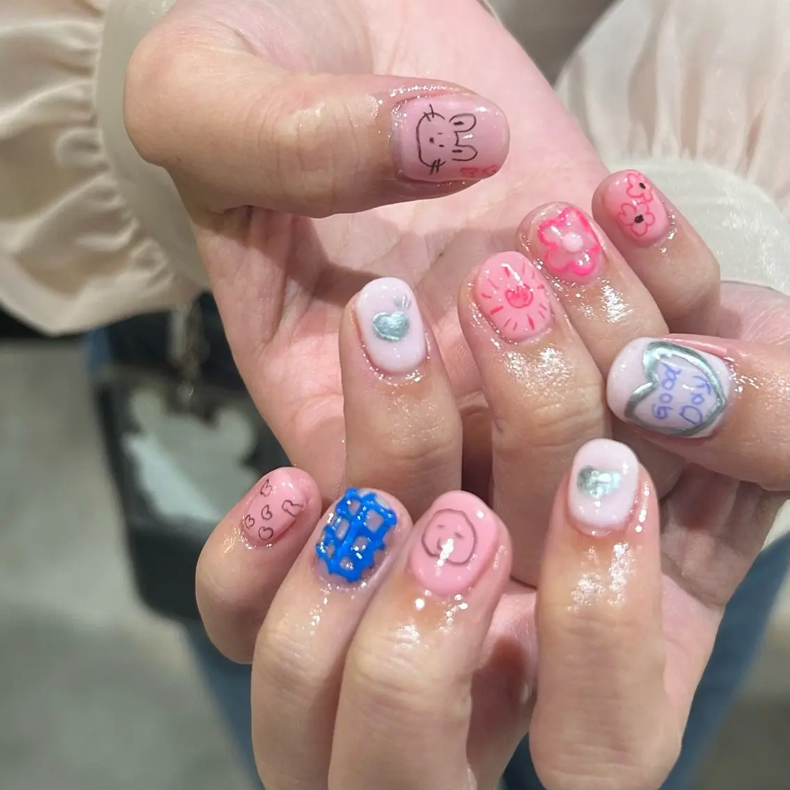 ネイル ハンドネイル ハンドケア 個性派ネイル シノのネイルデザイン