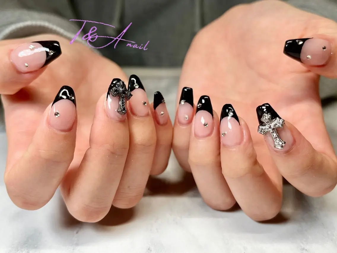 ネイル 長さ出し フレンチネイル ジェルネイル ハロウィン スカルプネイル T&A nailのネイルデザイン