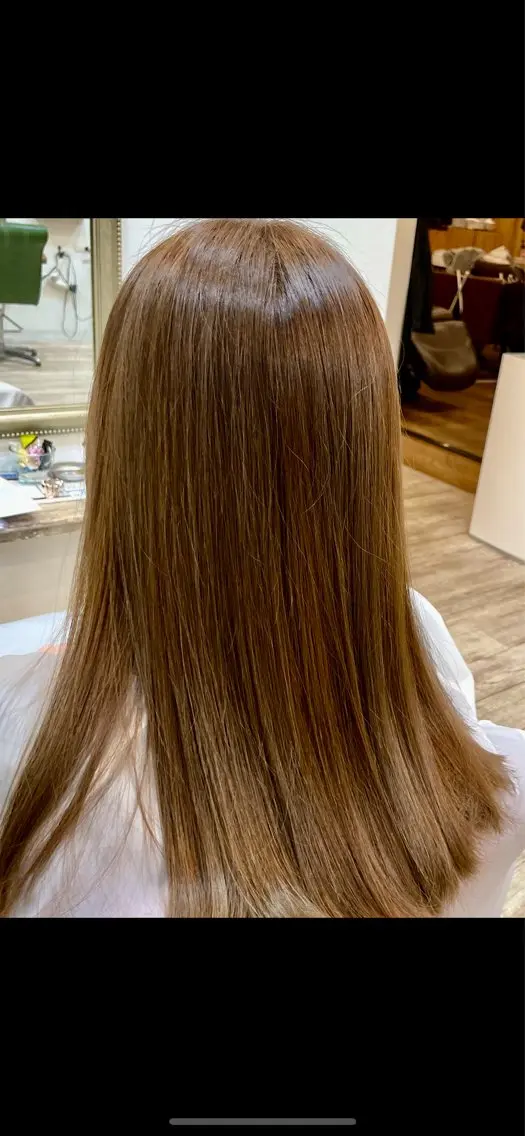 セミロング カラー ベージュカラー イルミナカラー 千葉 美咲のヘアスタイル