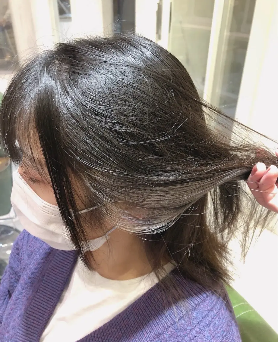 ミディアム 峯崎響乃 ツヤ髪透明感カラーのヘアスタイル