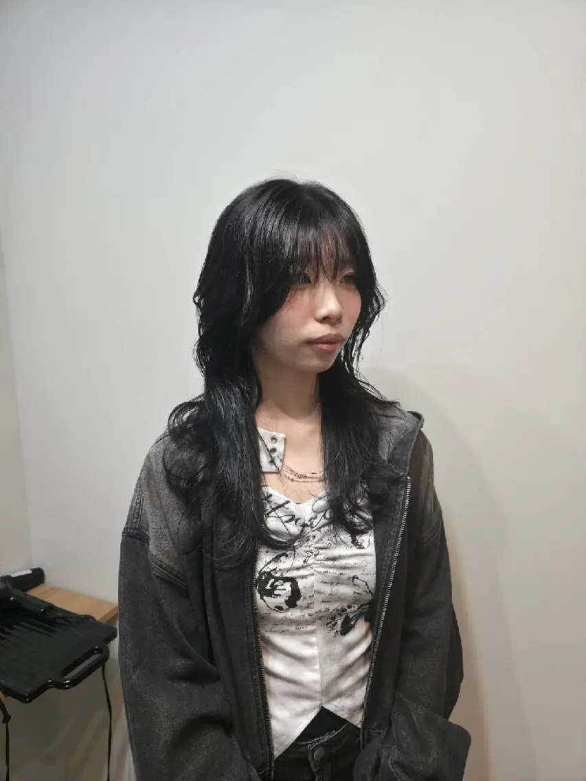 ミディアム カラー カット ヘアカラー トリートメント OMA カタギシのヘアスタイル