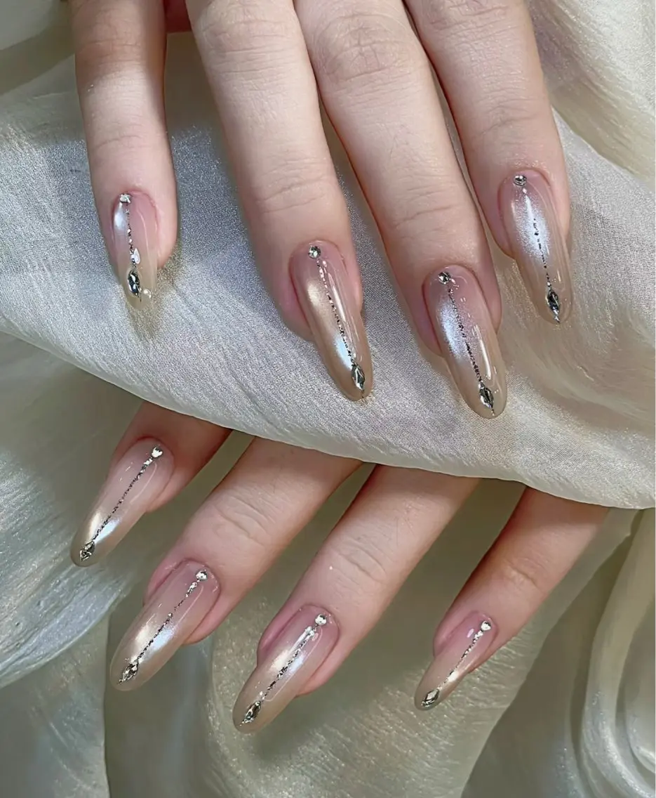 ネイル ハート 韓国ネイル オフィスネイル ワンカラーネイル シンプルネイル Lynn_ Nailのネイルデザイン