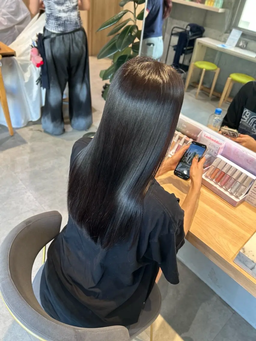 ロング ヘアカラー けんしん /透明感カラー🫧のヘアスタイル