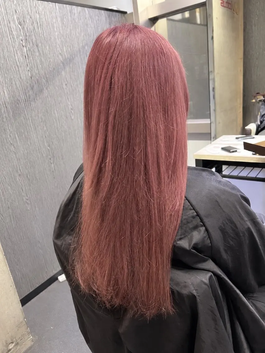 カラー ヘアカラー 松井 夏輝のヘアスタイル