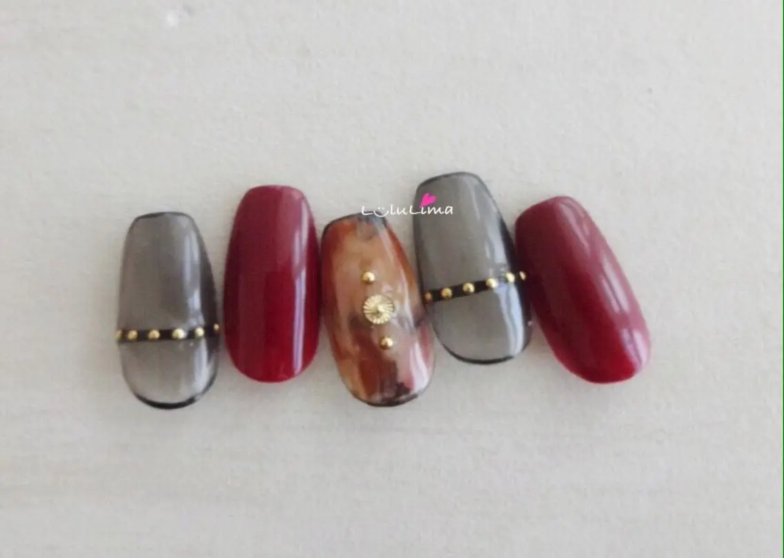 ネイル べっ甲ネイル Nail's LuluLimaのネイルデザイン