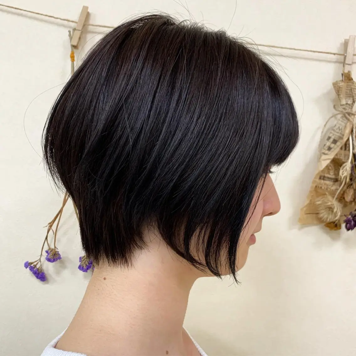ショート カラー 切りっぱなしボブ ショートボブ ハンサムショート ボブ ショートヘア カット ヘアカラー トリートメント 初めてのショート お任せください✂️のヘアスタイル