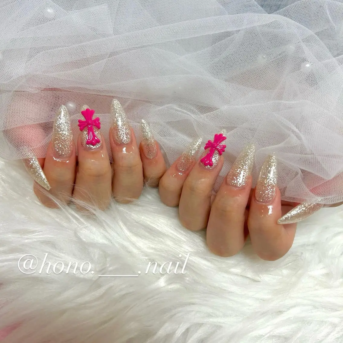 ネイル ハンドネイル NailSalo AriuMのネイルデザイン