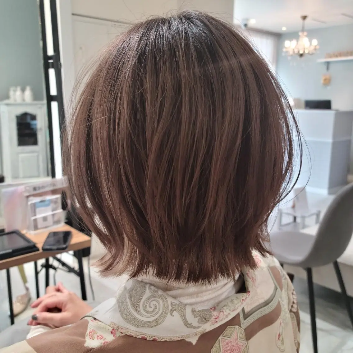 ミディアム ボブレイヤー ボブ レイヤーカット 赤松 摩美のヘアスタイル