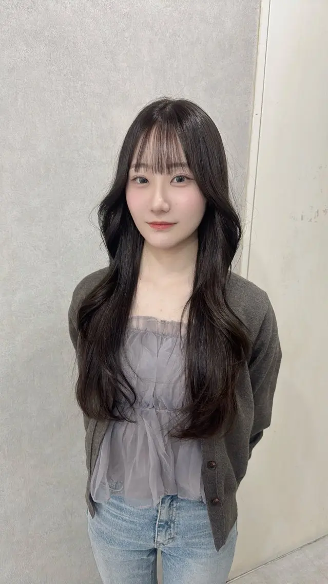 ロング カラー アッシュ アッシュブラウン ベージュカラー 黒髪 ブリーチ カット ヘアカラー トリートメント 赤み無し柔らかカラー 【梅田】madokaのヘアスタイル