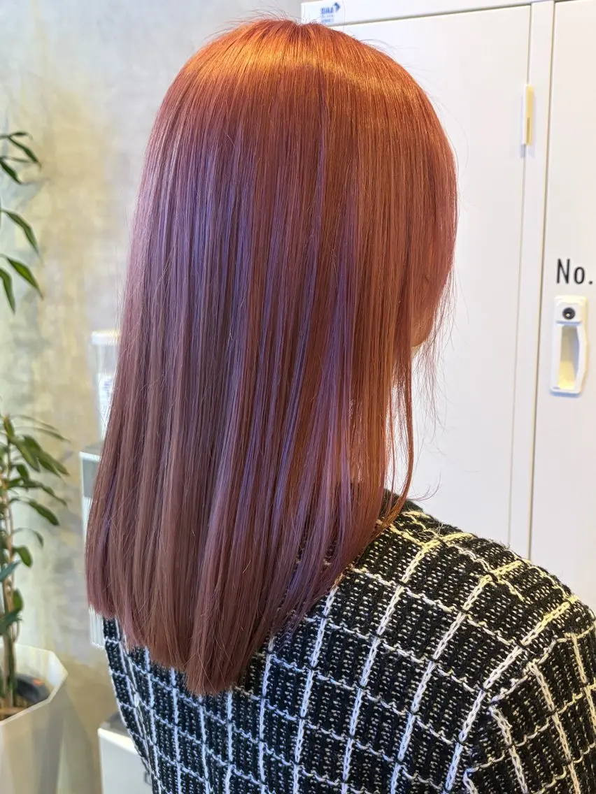 カラー ブリーチ ピンクカラー 吉田 恋々音のヘアスタイル