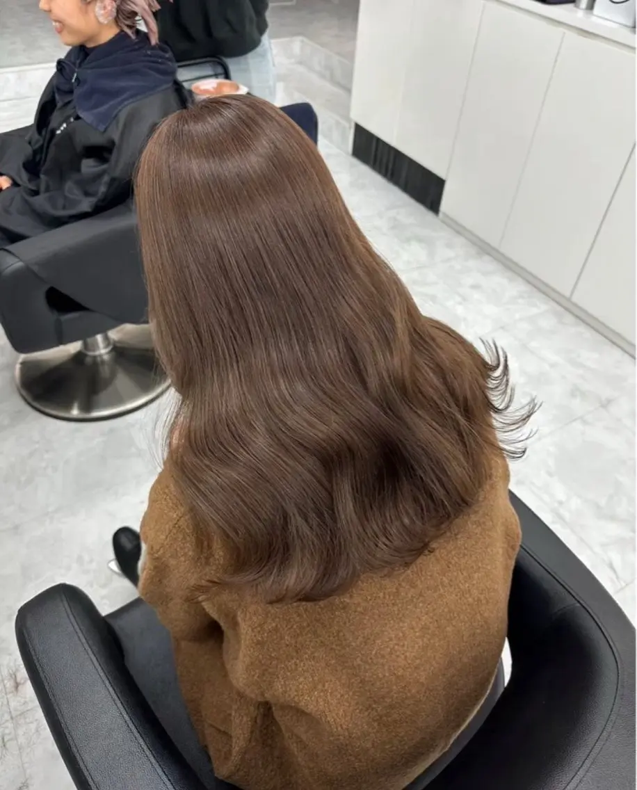 ロング カット ヘアカラー トリートメント ヘッドスパ ヘアセット 顔まわりレイヤー/諒 オリーブカラー/天神のヘアスタイル