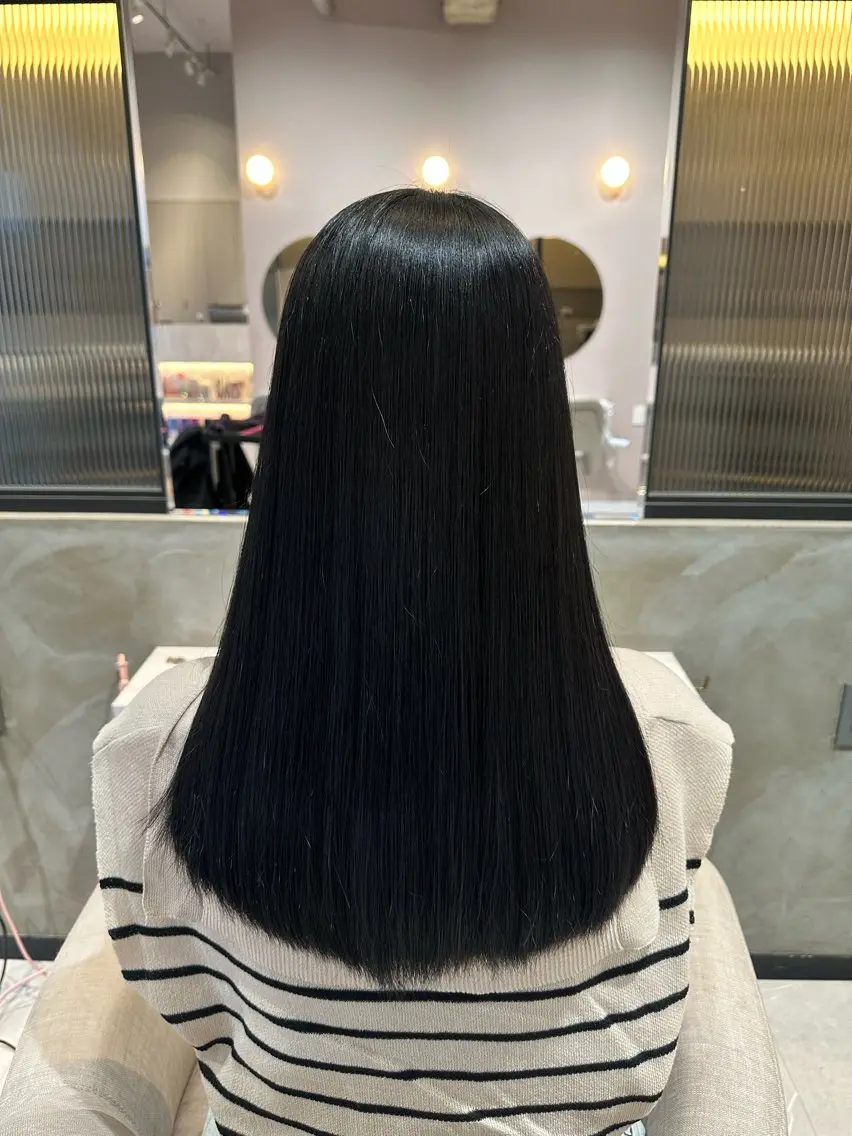 ロング 縮毛矯正 🎀レイヤー艶カラー Konatsu🌻のヘアスタイル