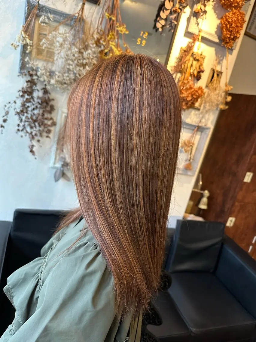 ロング カラー ハイライトカラー オレンジ ハイライト カット ヘアカラー トリートメント 💜推しインナー カラー/菊池柊真💜のヘアスタイル