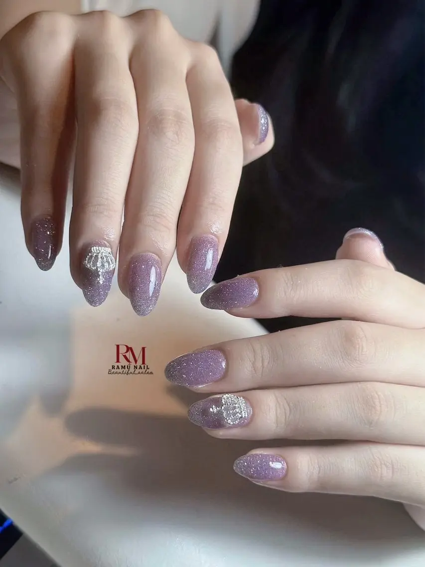 ネイル チークネイル フレンチネイル グラデーション キラキラネイル 韓国ネイル ハンドネイル RAMU_Nail 池袋店のネイルデザイン