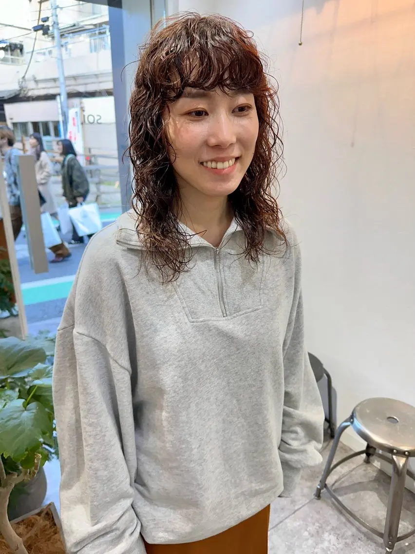 ミディアム パーマ ミディアムパーマ 顔周りカット レイヤーカット カット パーマ トリートメント パーマ/透明感カラー /ボブ/吉田一生のヘアスタイル