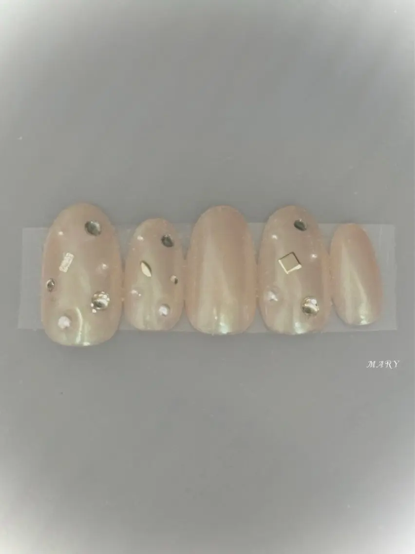 ネイル オーロラネイル ミラーネイル ニュアンスネイル ワンカラーネイル ハンドネイル Mary nail .narumiのネイルデザイン