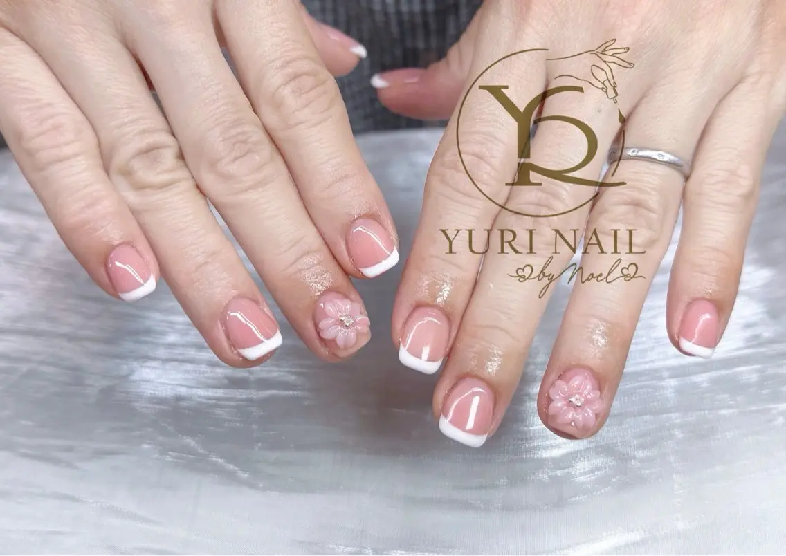 ネイル チークネイル フットネイル フレンチネイル グラデーション キラキラネイル ハンドネイル フットネイル ハンドケア YURI Nail Funabashiのネイルデザイン