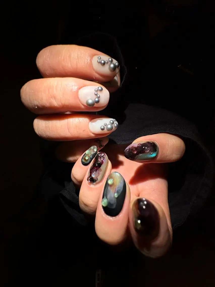 ネイル ハンドネイル Dark Honey AiAiのネイルデザイン