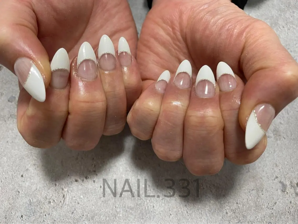 ネイル フレンチネイル ジェルネイル ラメ(グリッター) ネイルチップ Nail 331のネイルデザイン