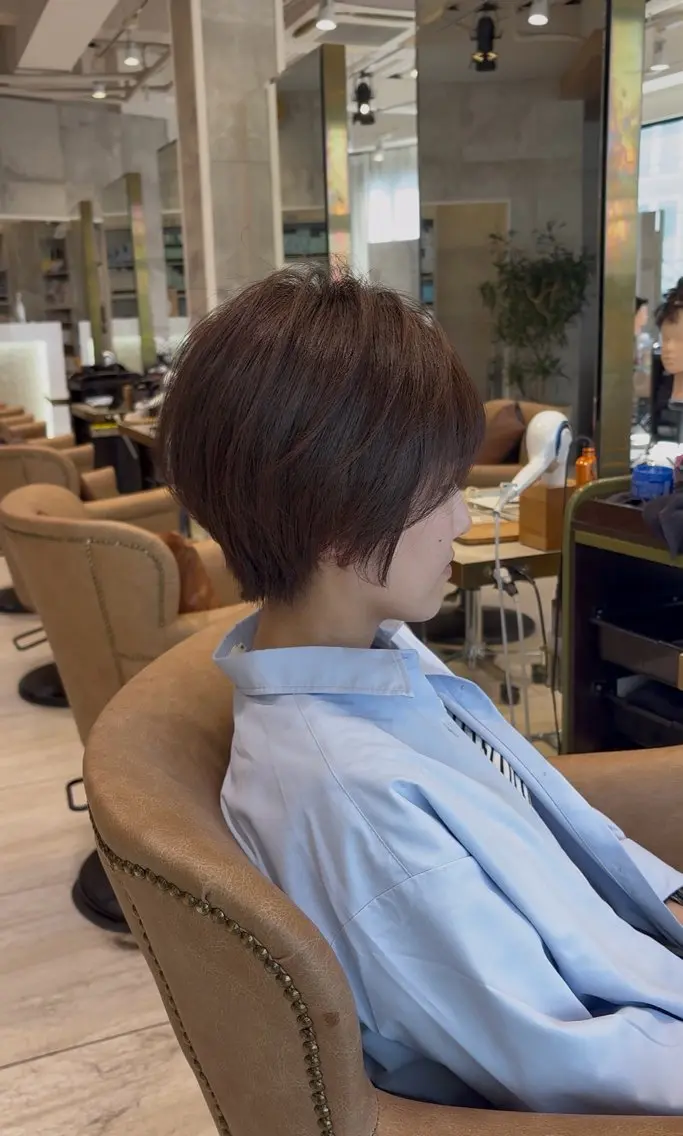 ショート カラー カット ヘアカラー かなる 🐾のヘアスタイル