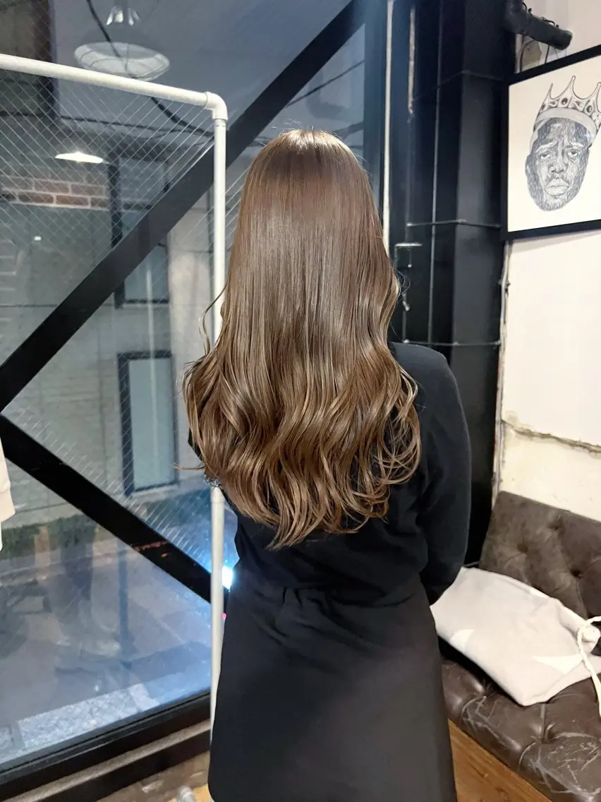 セミロング カラー ベージュカラー ミルクティーベージュ 【完全マンツー 恵比寿】佐藤 翔のヘアスタイル