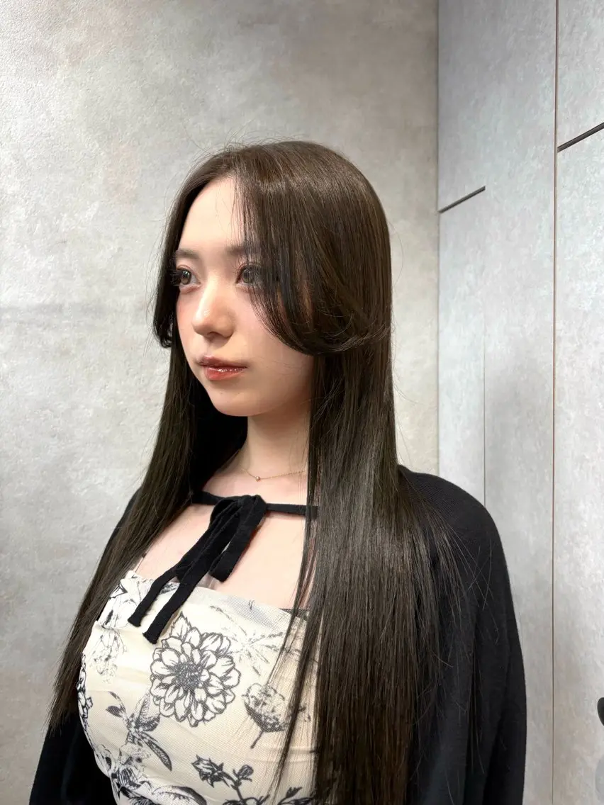 セミロング カット ヘアカラー ブリーチなしダブル 🪄🎀RIOのヘアスタイル