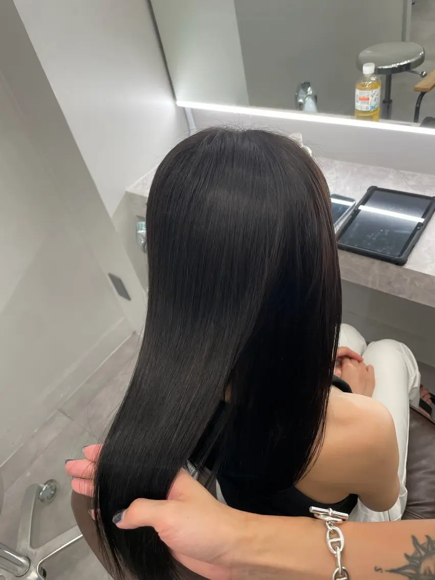ロング カラー ヘアカラー トリートメント 刈り上げ🟦 韓国風🟦平林柊二のヘアスタイル