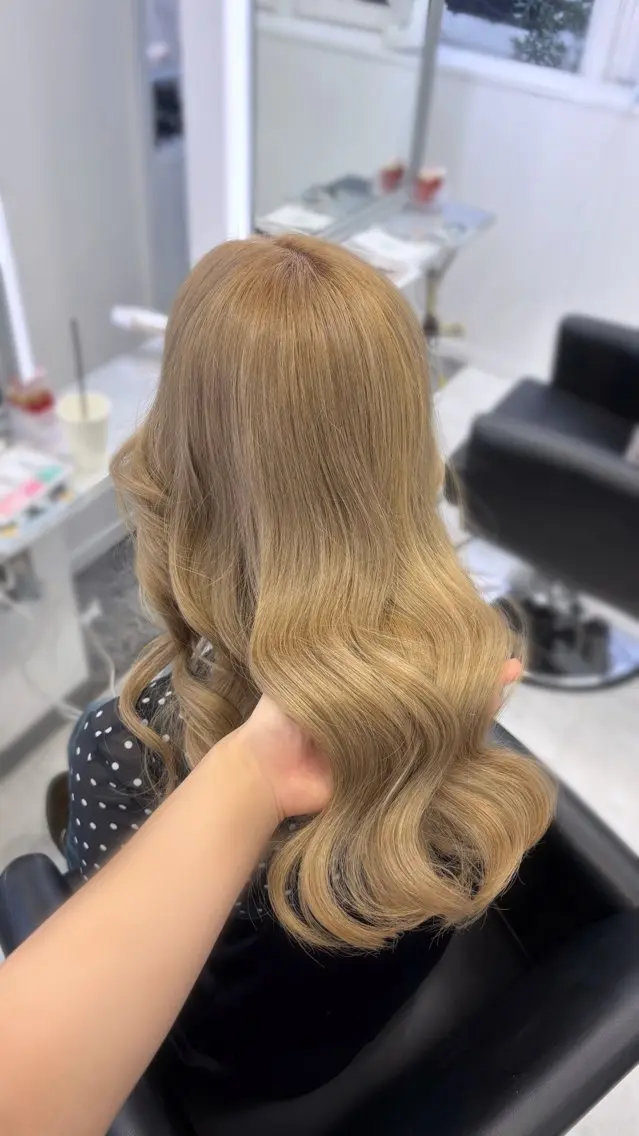 カラー ヘアカラー あやか/心斎橋/ カラーモデル募集中のヘアスタイル