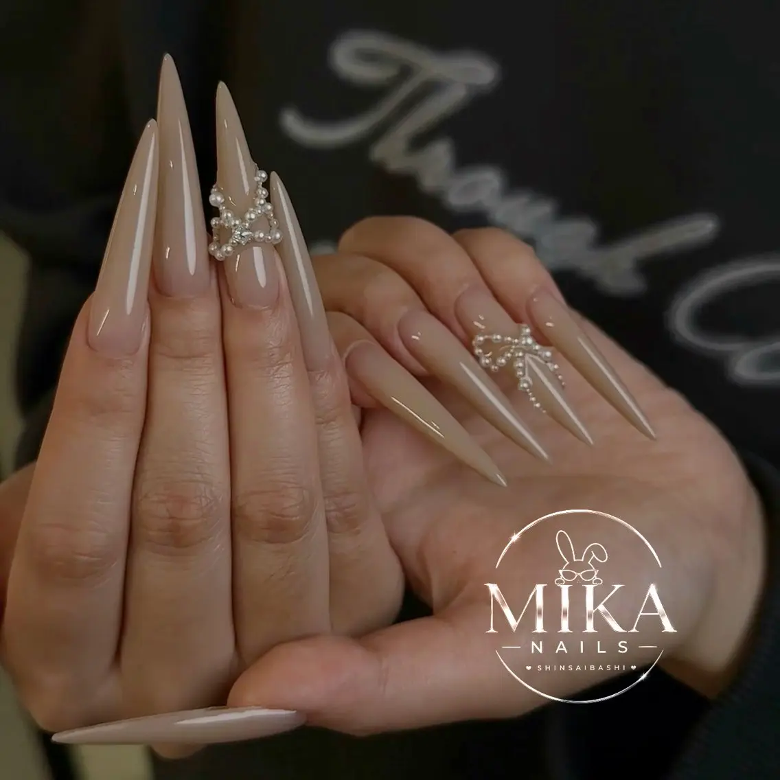 ネイル キラキラネイル 韓国ネイル ロングネイル 持ち込み シンプルネイル ハンドネイル Mika Nails 心斎橋のネイルデザイン