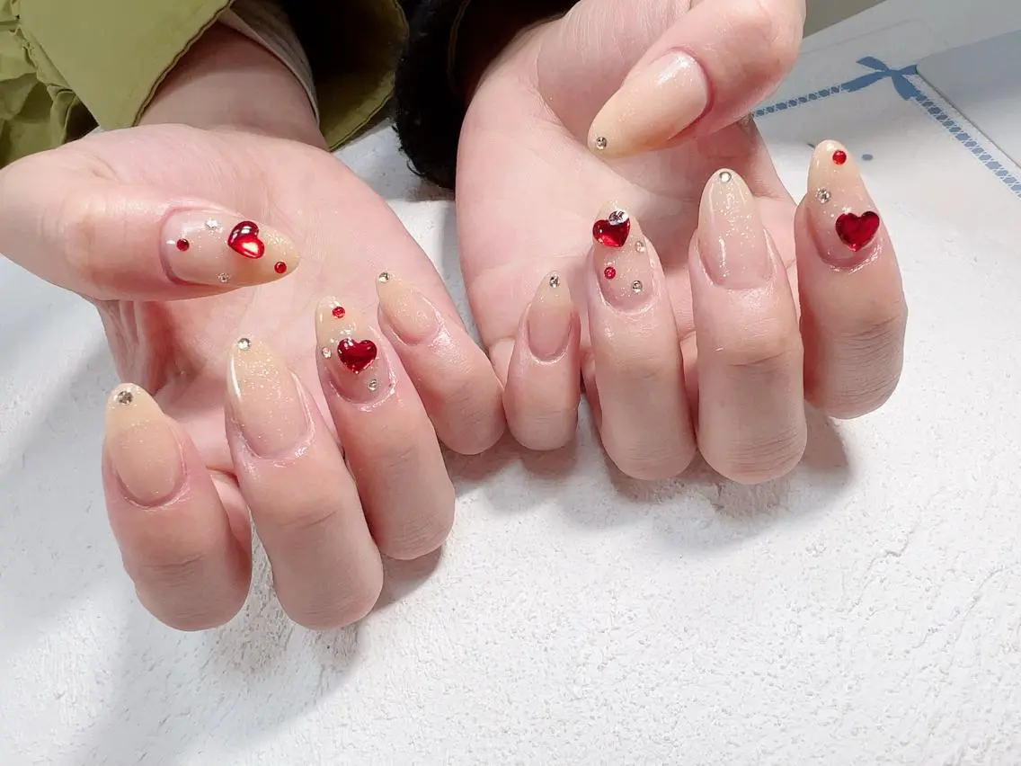 ネイル 持ち込み Regaro i.sのネイルデザイン