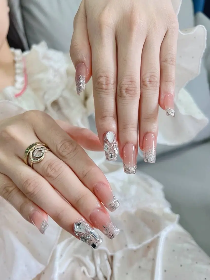 ネイル チークネイル フットネイル フレンチネイル グラデーション 韓国ネイル YUKI NAILのネイルデザイン