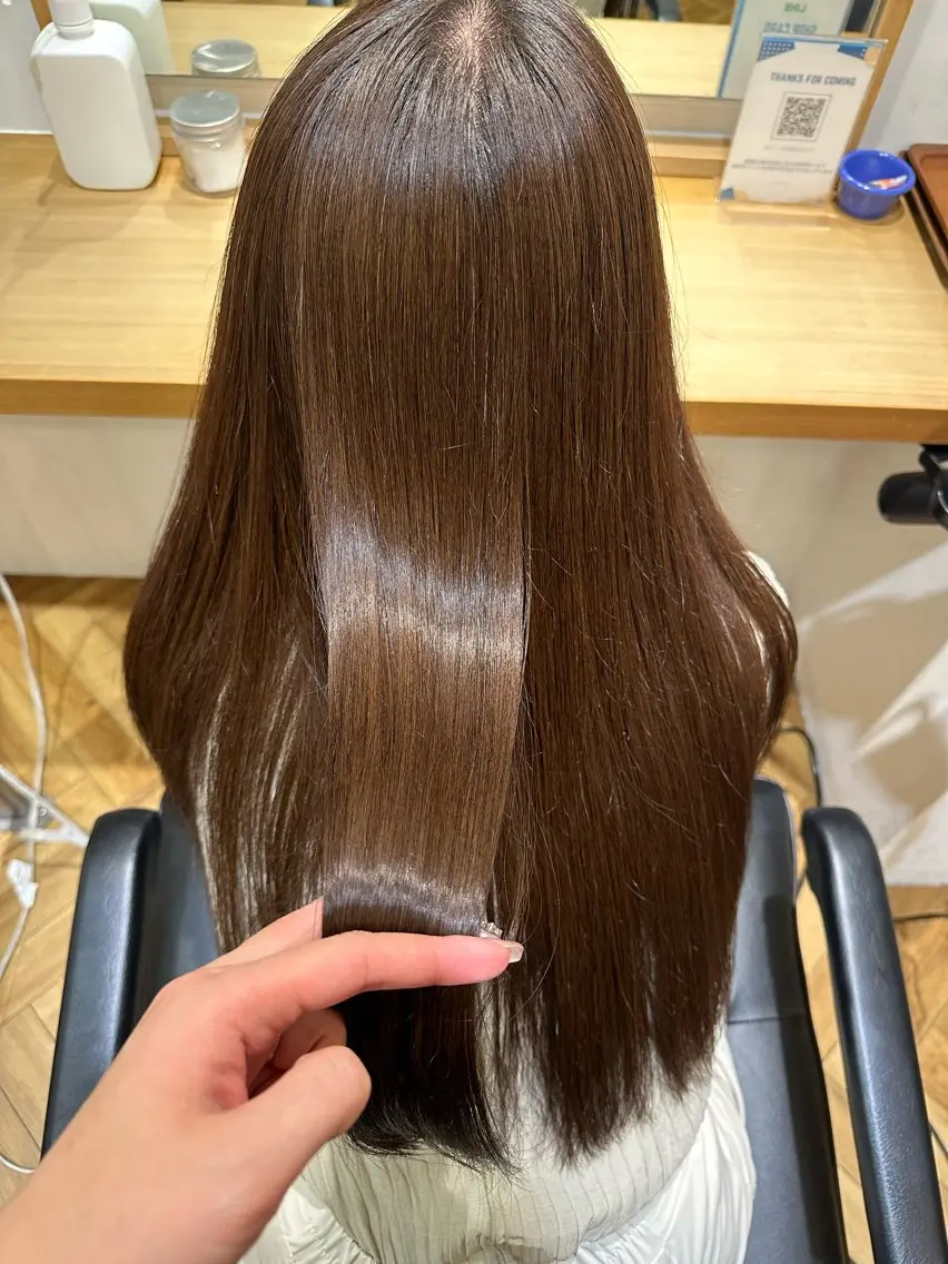 ロング カラー ブラウンカラー 織田 ゆみのヘアスタイル