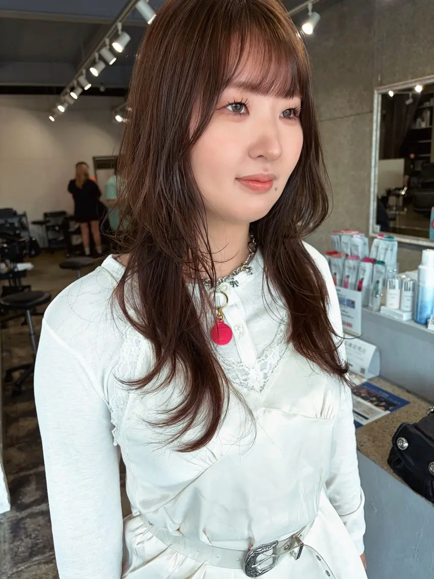 ロング カット eim AYUKAのヘアスタイル