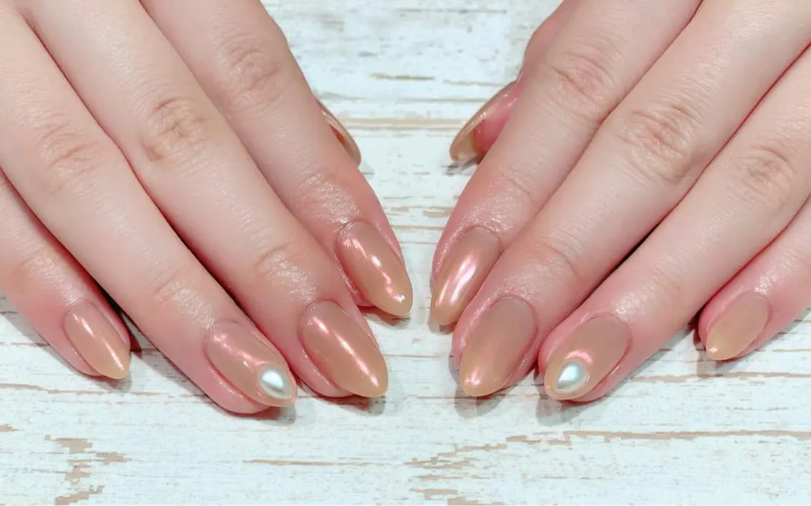 ネイル オーロラネイル ミラーネイル ワンカラーネイル ハンドネイル Nail by selenのネイルデザイン