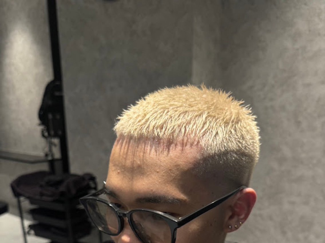 メンズカット＋ブリーチの写真