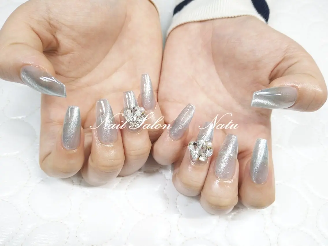 ネイル 長さ出し マグネットネイル nailsalon Natuのネイルデザイン
