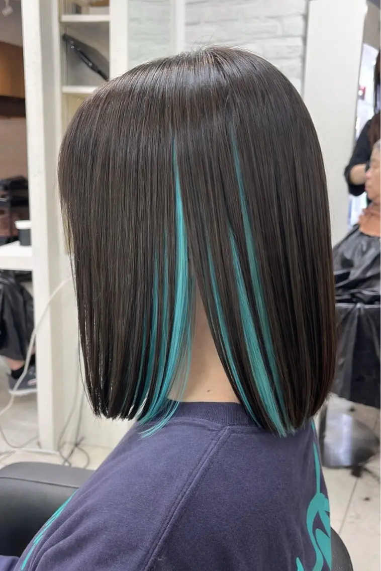 ミディアム カラー ベージュカラー ブリーチ ブルーカラー ホワイトベージュ カット ヘアカラー トリートメント ヘッドスパ 透明感【カラー支持率 No.1】リノ🪐のヘアスタイル