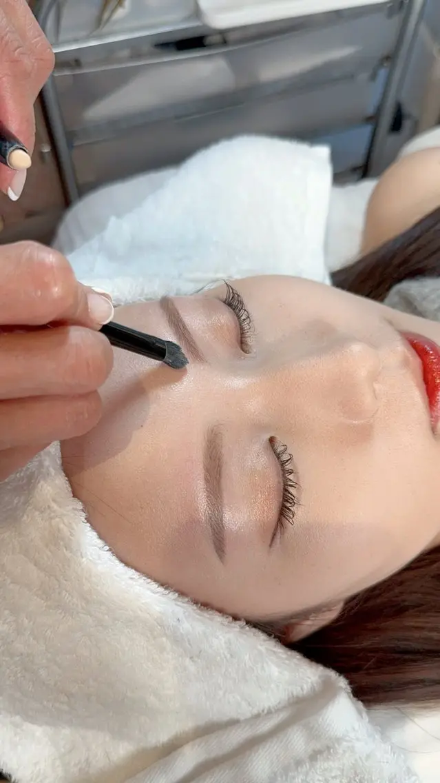 🍀+:。.。 似合わせ美眉WAX 。.。:+🍀骨格に合わせた垢抜け眉✨【メンズ可】の写真