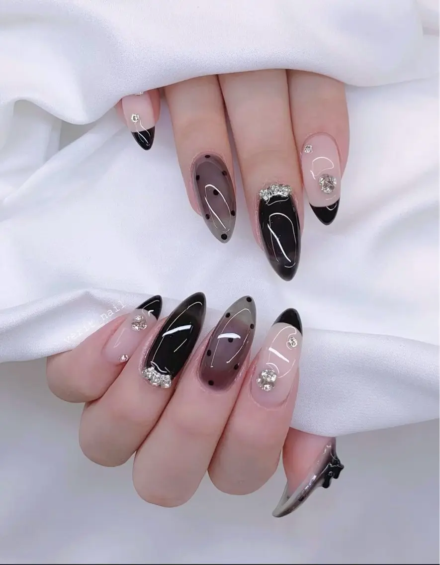 ネイル Luna Nailsのネイルデザイン