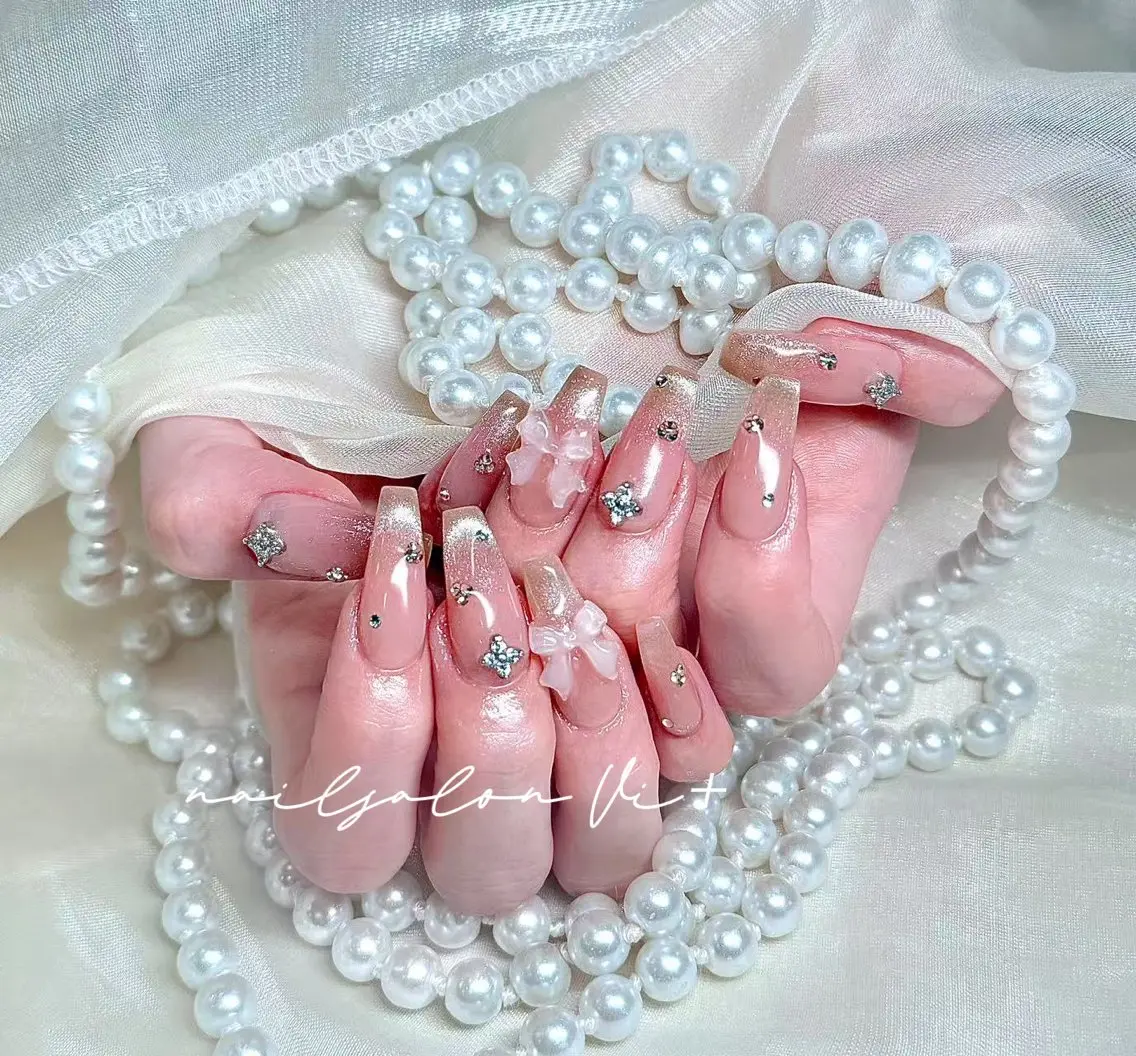 ネイル ハンドネイル ✨Nailsalon Vi+✨のネイルデザイン
